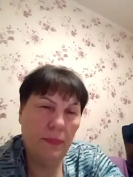 Snapshot of OliviaaSkyy chatting on November 17, 10:37 pm OliviaaSkyy online show from November 17, 10:37 pm