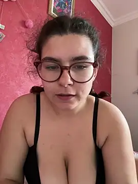 missseduction24 online show from March 5, 7:59 am