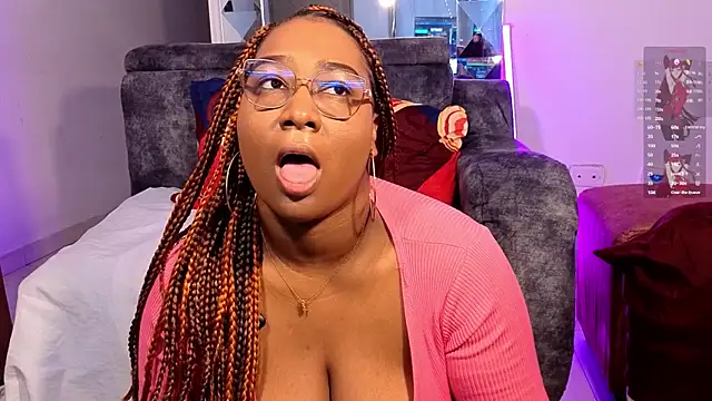 IssaNoirr online show from March 3, 1:50 pm