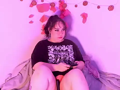 Snapshot of kathleenCosmicVice chatting on June 5, 11:54 pm kathleenCosmicVice online show from June 5, 11:54 pm