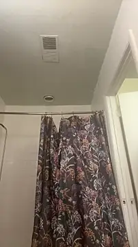 Cum2MiW0rld online show from January 18, 10:19 am