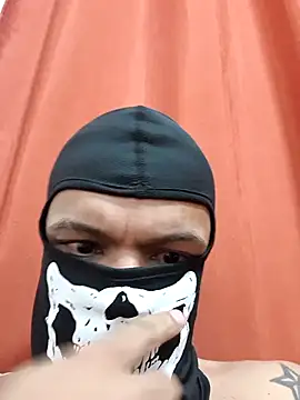 Claudioxavier2 online show from May 16, 11:53 am