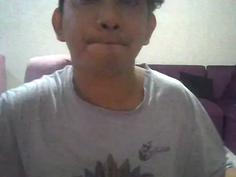 Snapshot of chikis_18 chatting on November 26, 4:13 am chikis 18 online show from November 26, 4:13 am