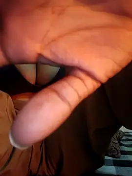 Snapshot of Only_Lali chatting on December 5, 5:09 pm Only Lali online show from December 5, 5:09 pm