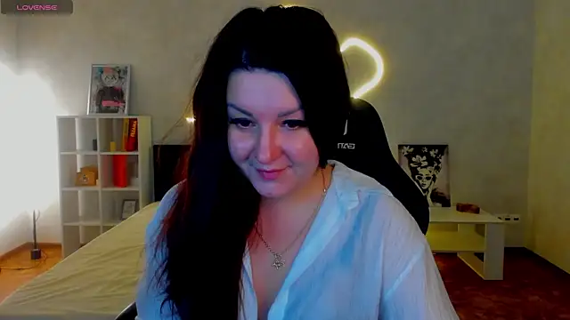 still  her online show from November 27, 1:07 am