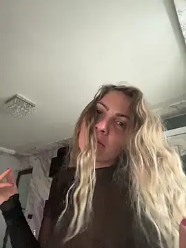 Snapshot of Goldgodess chatting on November 26, 6:14 am Goldgodess online show from November 26, 6:14 am