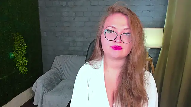 Snapshot of Mary_Klay chatting on November 18, 4:22 pm Mary Klay online show from November 18, 4:22 pm