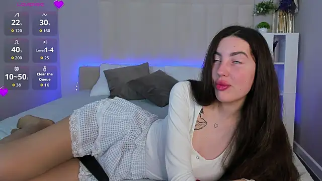 LiraRevery online show from April 13, 11:10 pm