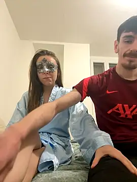 Snapshot of DuoDesir1 chatting on November 24, 8:41 pm DuoDesir1 online show from November 24, 8:41 pm