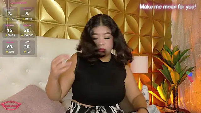 Amanda Mooree online show from April 9, 3:50 am