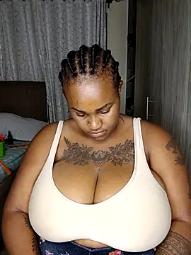 Snapshot of Chubbycharmdoll chatting on November 18, 4:11 pm Chubbycharmdoll online show from November 18, 4:11 pm