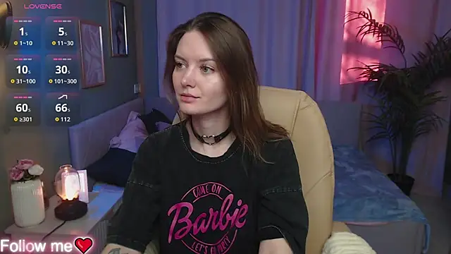 Ursula Andres online show from April 11, 1:10 am