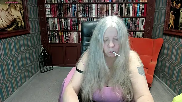 mariabelladonna online show from March 25, 9:43 pm