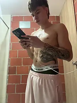 Handsome boys69 online show from February 7, 12:47 am