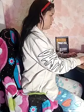 Juliana Vip online show from December 1, 9:25 am