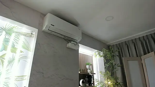 IsabelaStefano online show from March 7, 3:03 am