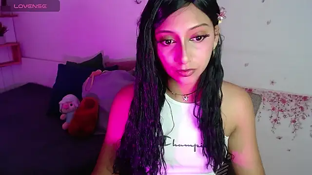 Snapshot of Karol_Soft chatting on December 2, 9:32 pm Karol Soft online show from December 2, 9:32 pm