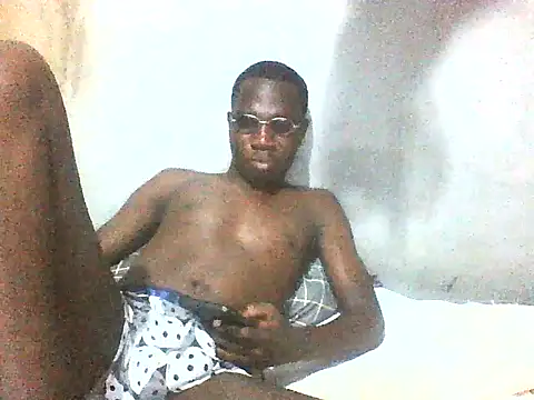 Snapshot of fuckdigg chatting on December 17, 10:05 pm fuckdigg online show from December 17, 10:05 pm