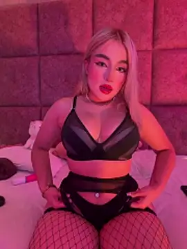 NathalieRoss1 online show from June 2, 2:30 pm