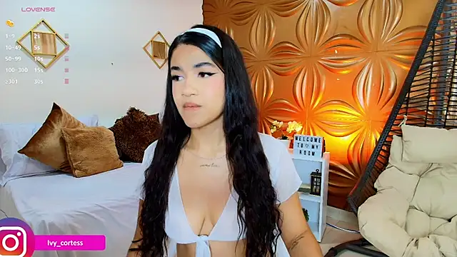 Ivycortes online show from December 22, 9:12 pm