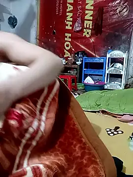 Snapshot of Stella-456 chatting on May 3, 12:05 am Stella-456 online show from May 3, 12:05 am