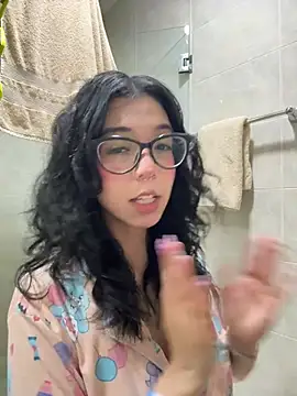 Valen-Foxx1 online show from February 7, 6:39 am