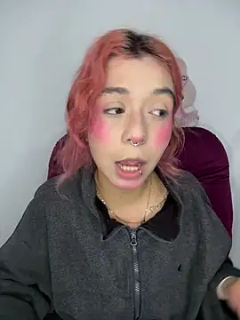 Valen-Foxx1 online show from April 10, 6:18 am