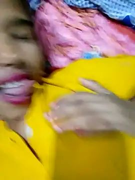 Hott myraa online show from December 1, 1:10 am