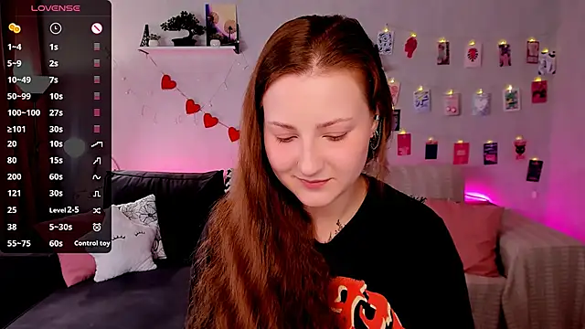 velvet cherry  online show from February 8, 8:40 am