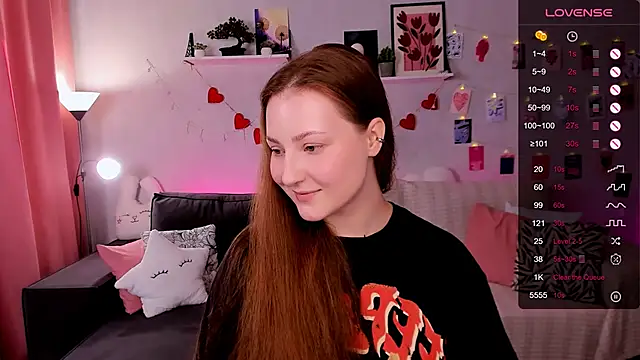 velvet cherry  online show from April 17, 9:01 am