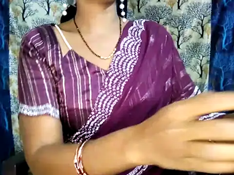 Sassy Shanvi online show from December 17, 11:33 pm