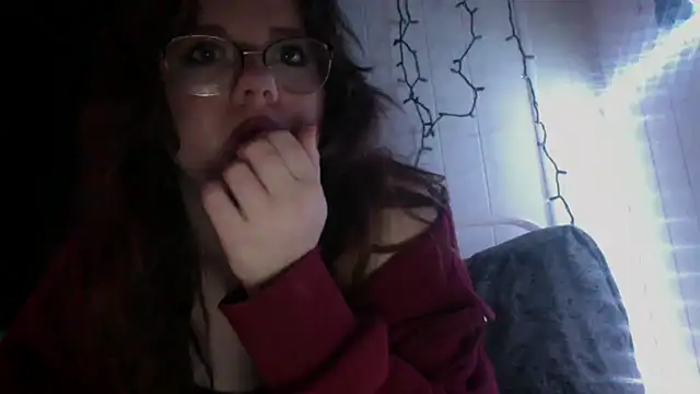 freakyscorpio07 online show from January 15, 6:07 am