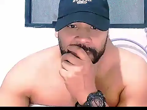 musclehetero online show from March 3, 6:52 am