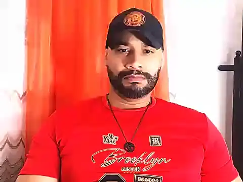 musclehetero online show from May 27, 2:47 pm