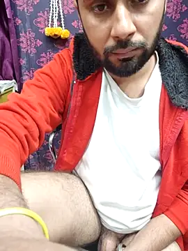 Cute Lucky online show from December 2, 10:31 am