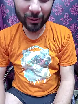 Cute Lucky online show from January 8, 5:59 pm