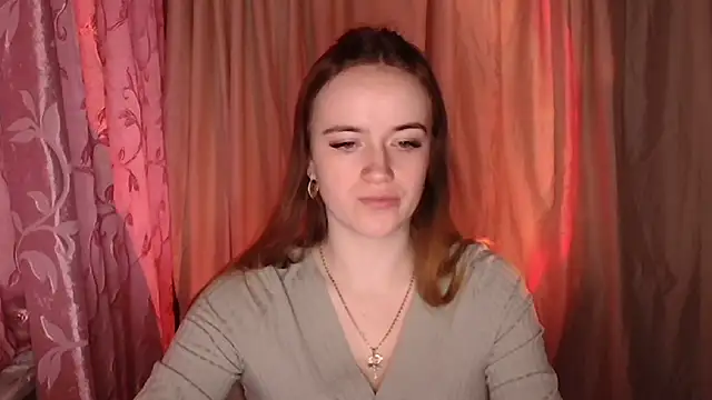 Illa May online show from December 16, 7:13 am