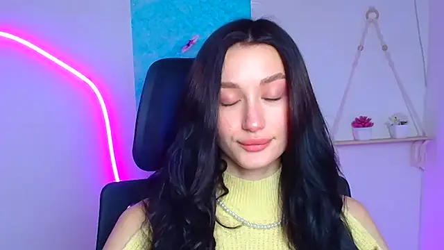 Stella XO online show from March 8, 6:17 am