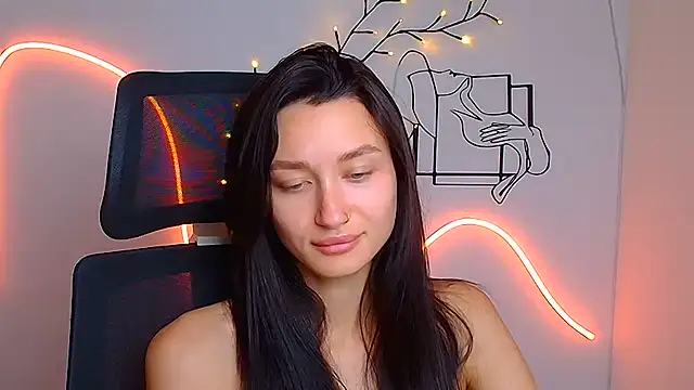 Stella XO online show from August 9, 6:07 am