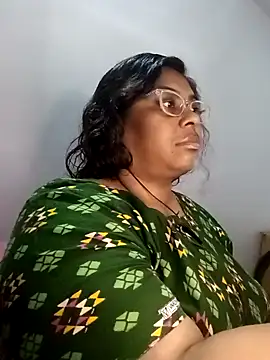 Snapshot of Riya-mallus chatting on November 26, 3:13 pm Riya-mallus online show from November 26, 3:13 pm