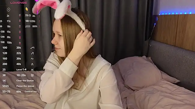 VoidElaris online show from March 31, 8:09 pm