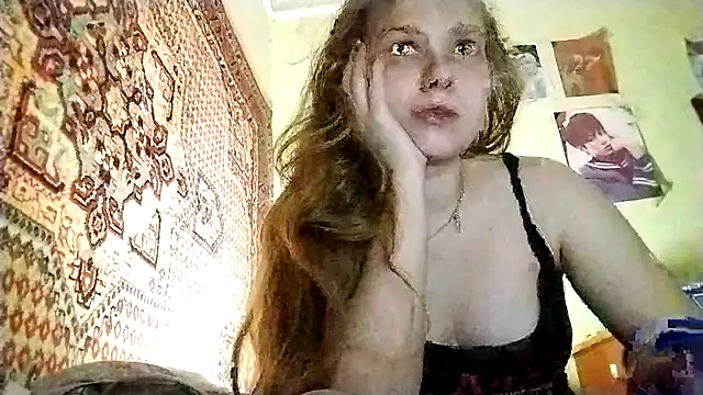 KikiBang online show from December 16, 7:52 pm