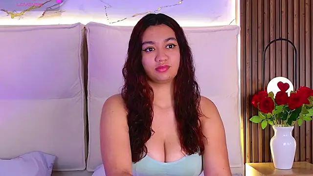 VictoriaLombardi online show from November 29, 1:14 pm