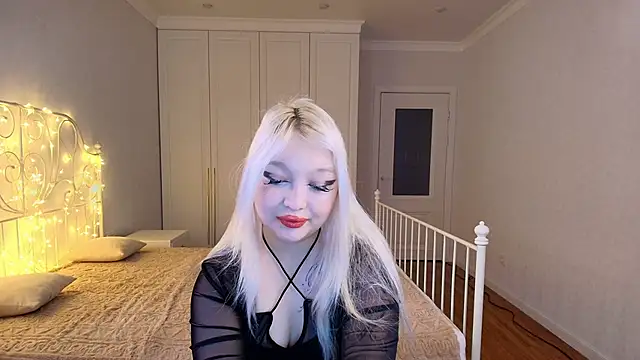 Snapshot of angelicaya chatting on November 30, 3:10 am angelicaya online show from November 30, 3:10 am