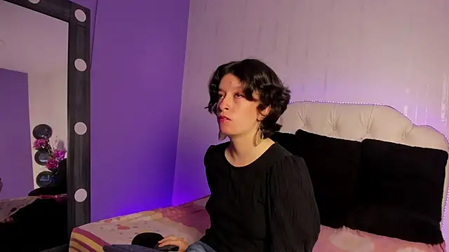 CoralAndOcean  online show from December 4, 12:47 pm