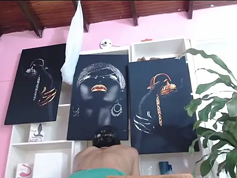 Snapshot of crissex3 chatting on February 26, 12:37 pm crissex3 online show from February 26, 12:37 pm