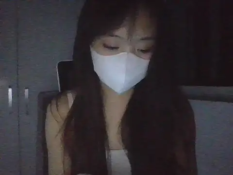 Snapshot of Anamis18 chatting on December 20, 5:31 pm Anamis18 online show from December 20, 5:31 pm