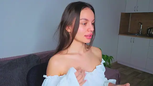 Tiffany Sweetie online show from March 30, 12:39 pm