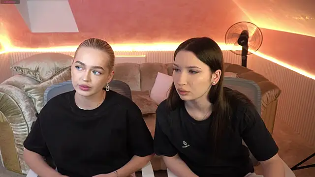 Snapshot of Liza_Mur chatting on November 26, 3:13 pm Liza Mur online show from November 26, 3:13 pm