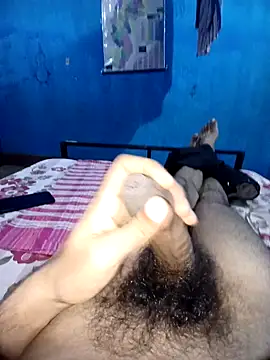Snapshot of vaasuboy01 chatting on July 18, 6:34 pm vaasuboy01 online show from July 18, 6:34 pm